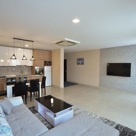 City Center Apartments بايرت المظهر الخارجي الصورة