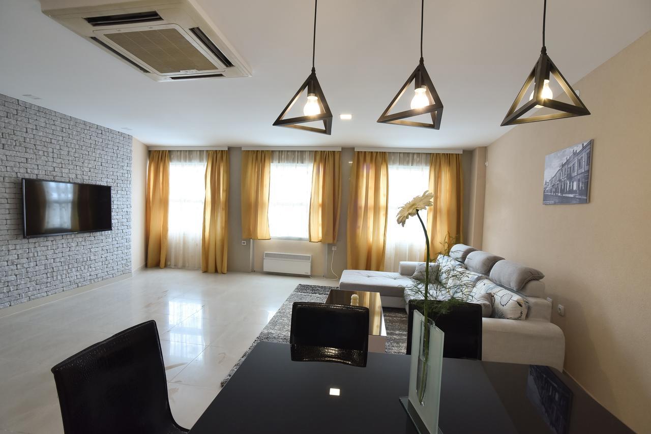City Center Apartments بايرت المظهر الخارجي الصورة