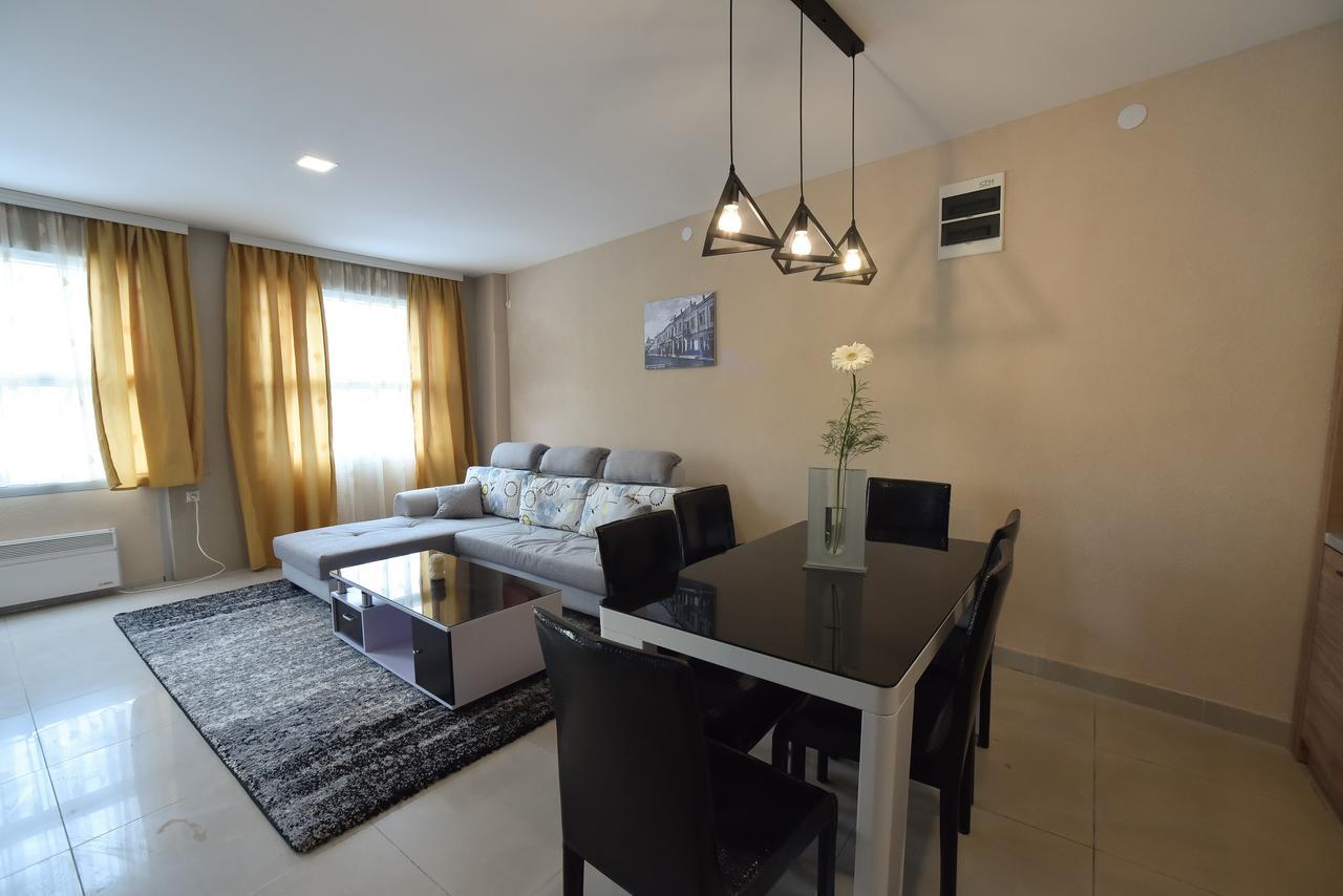 City Center Apartments بايرت المظهر الخارجي الصورة