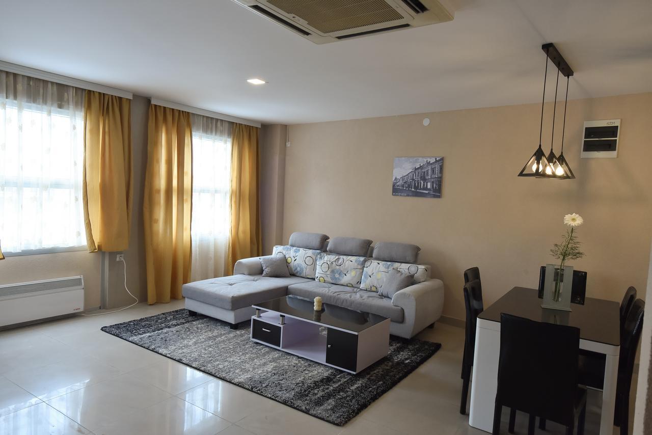 City Center Apartments بايرت المظهر الخارجي الصورة
