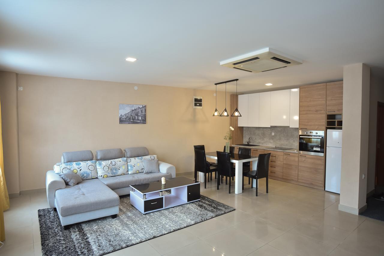 City Center Apartments بايرت المظهر الخارجي الصورة