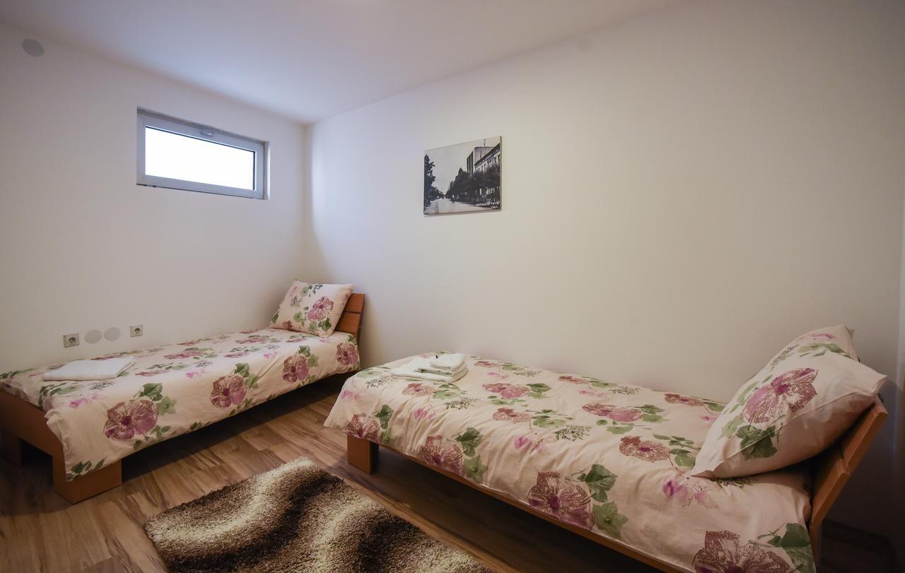 City Center Apartments بايرت المظهر الخارجي الصورة