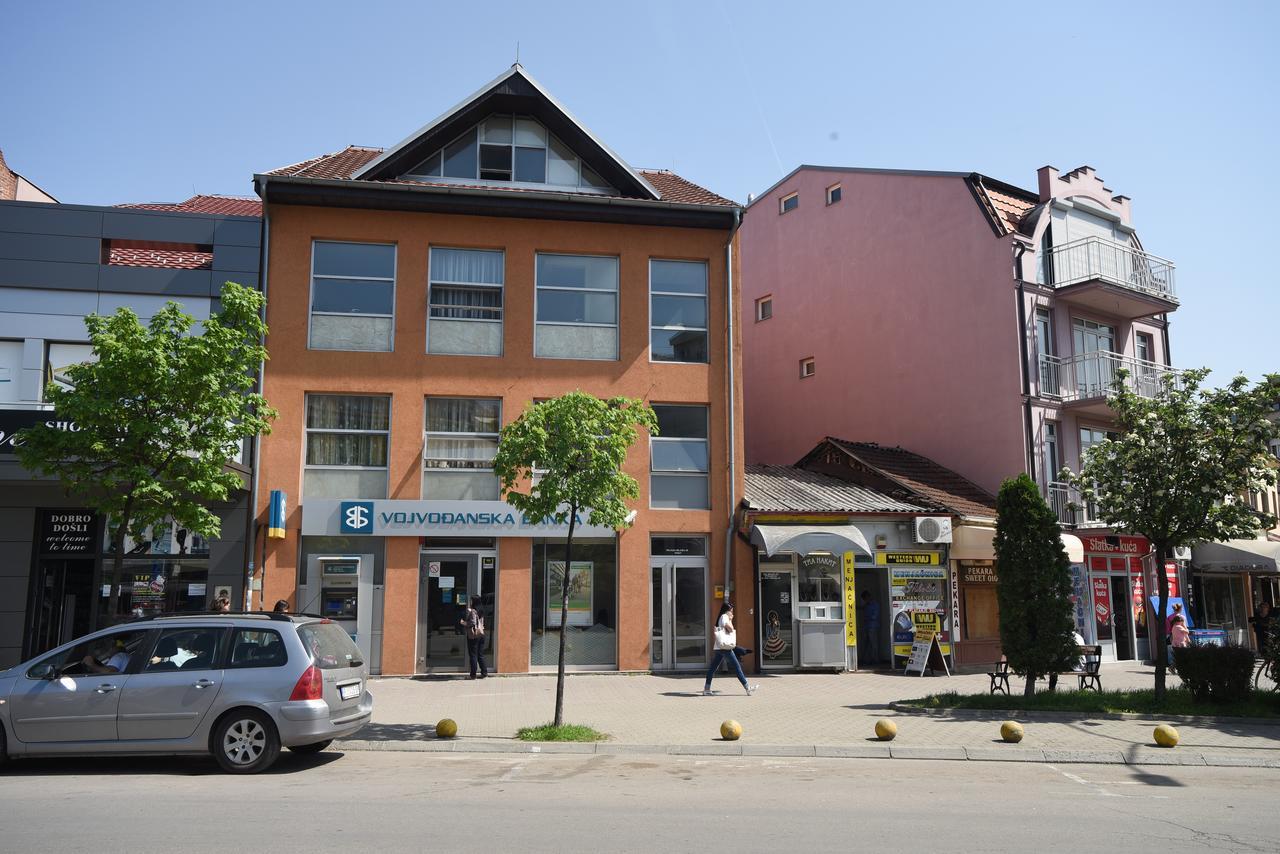 City Center Apartments بايرت المظهر الخارجي الصورة