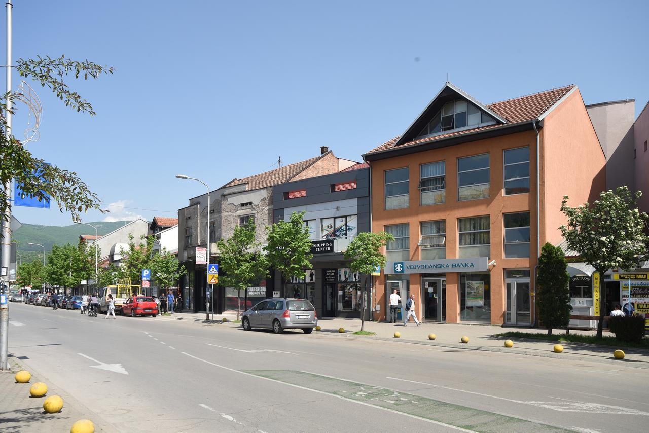 City Center Apartments بايرت المظهر الخارجي الصورة
