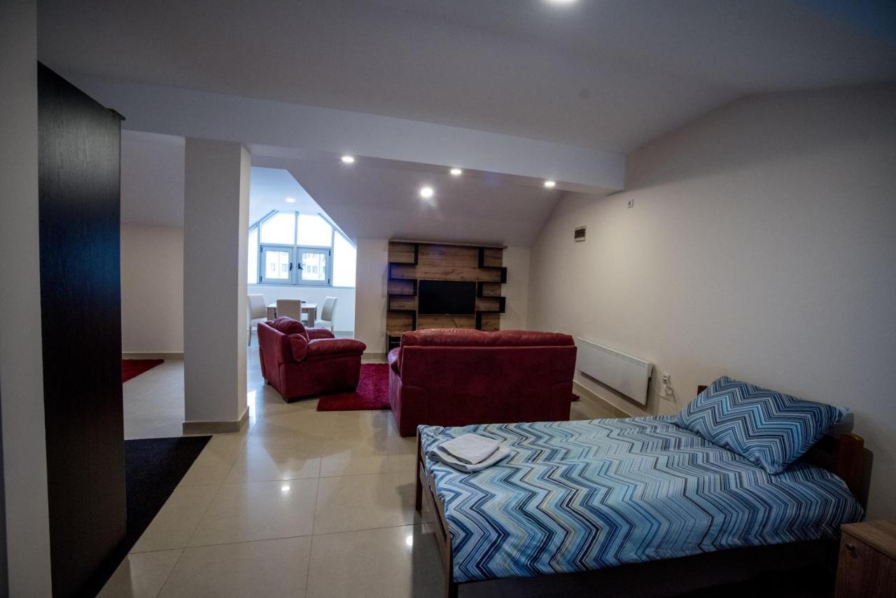 City Center Apartments بايرت المظهر الخارجي الصورة