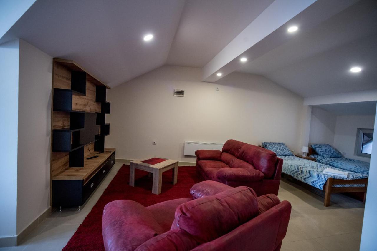 City Center Apartments بايرت المظهر الخارجي الصورة